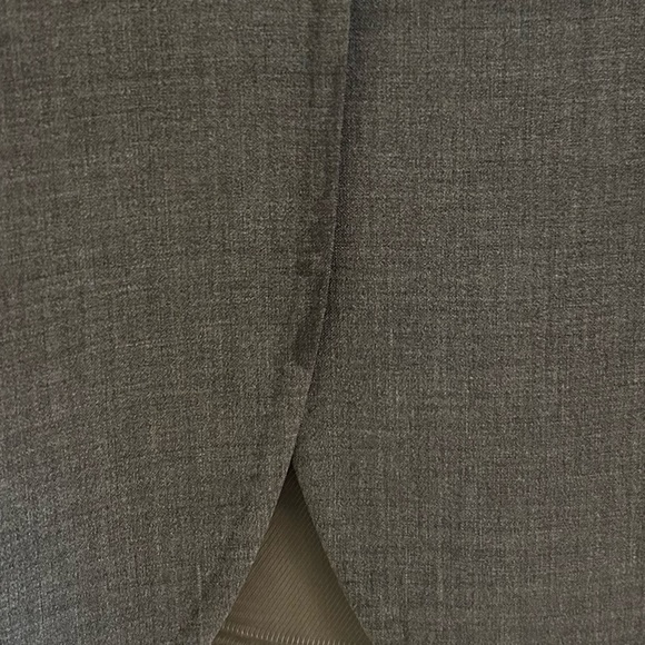 BROOKS BROTHERS 2-Button Wool Tailored Blazer - Flawed Gem - Picture 3 of 6